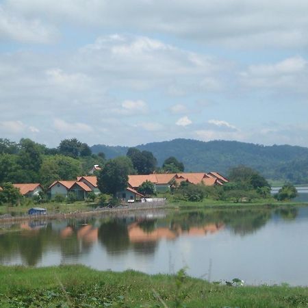 Lak Resort Buon Ma Thuot Exterior photo